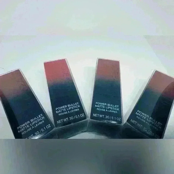 HUDA Beauty Matte Lipsticks (4) - Picture 2 of 2